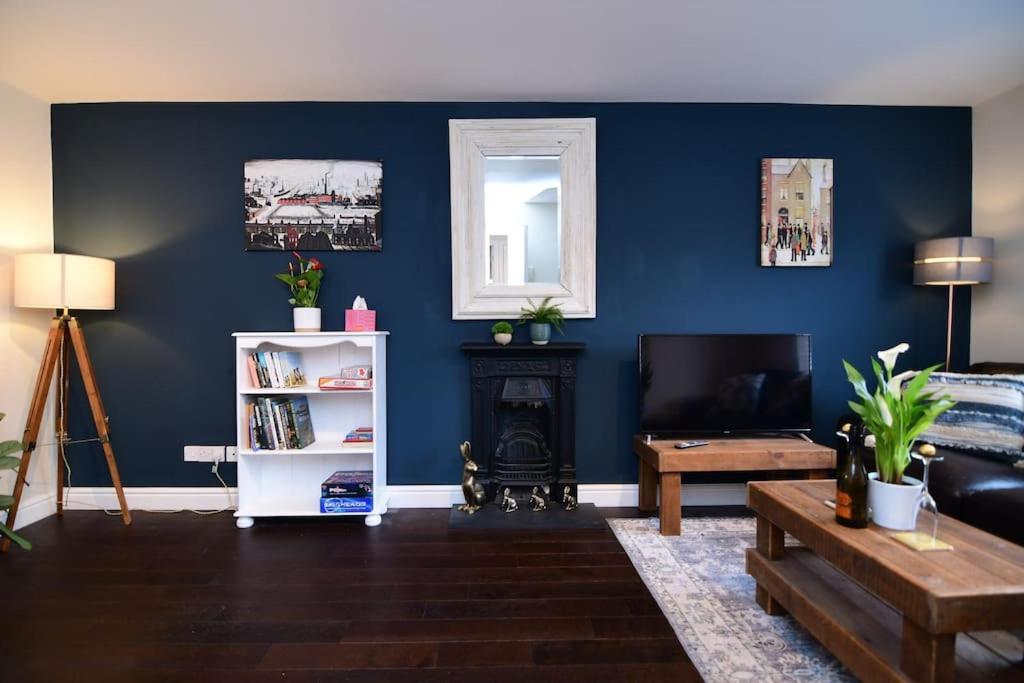 Loveyork Priory Apartment - Central With Parking Buitenkant foto